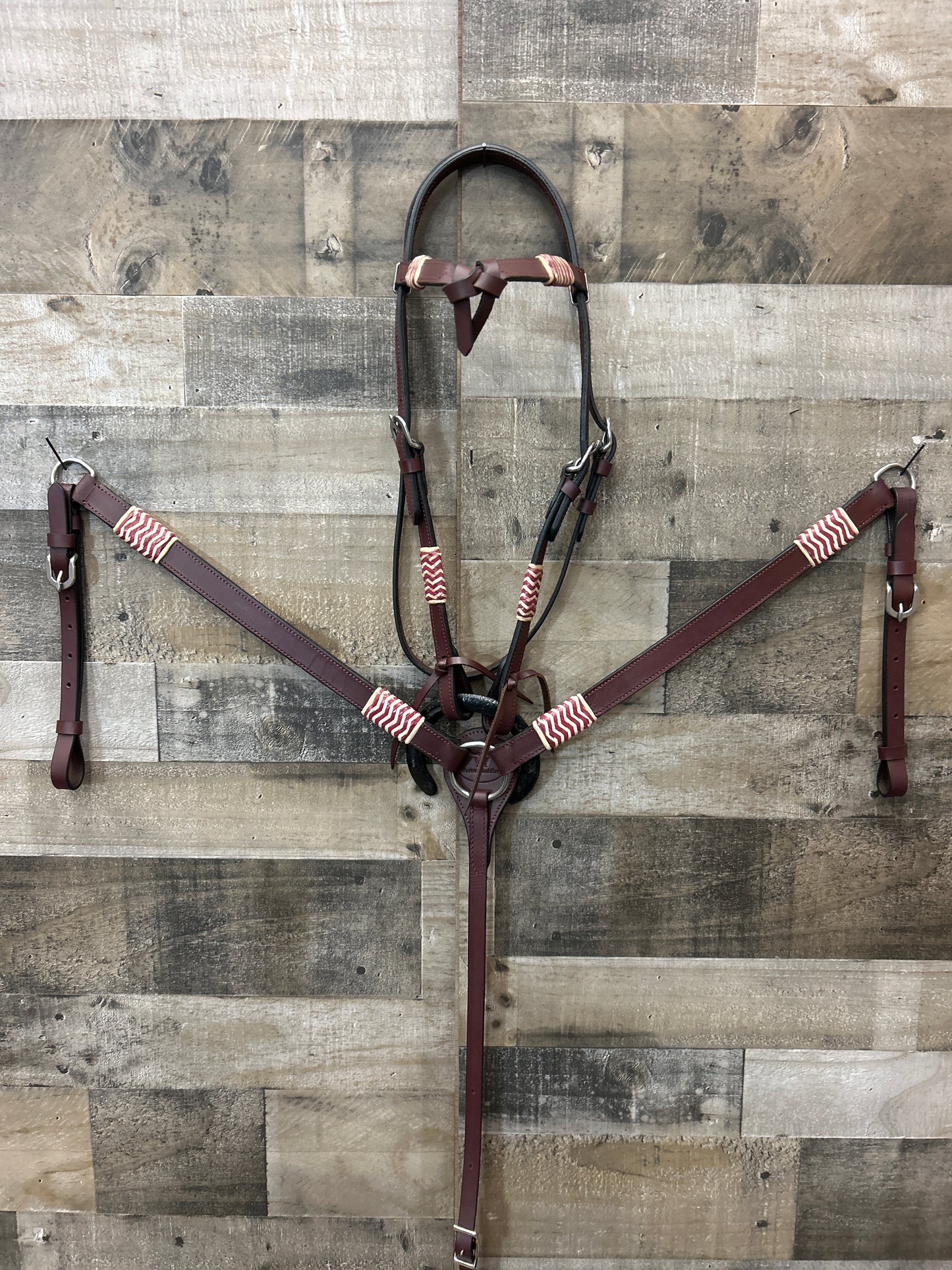 Hot Oiled Tack Set With Rawhide