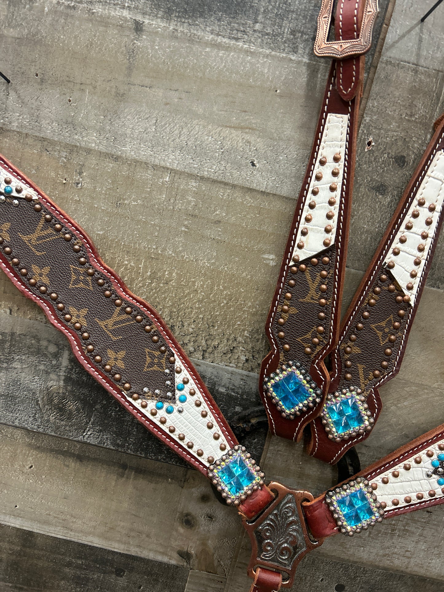 Latigo Leather Tack Set