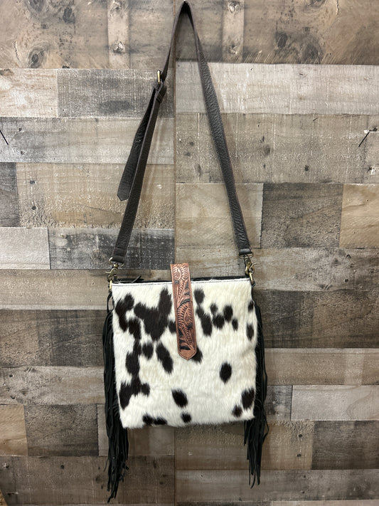 100 % Leather Tooled with Cowhide   12x12x3