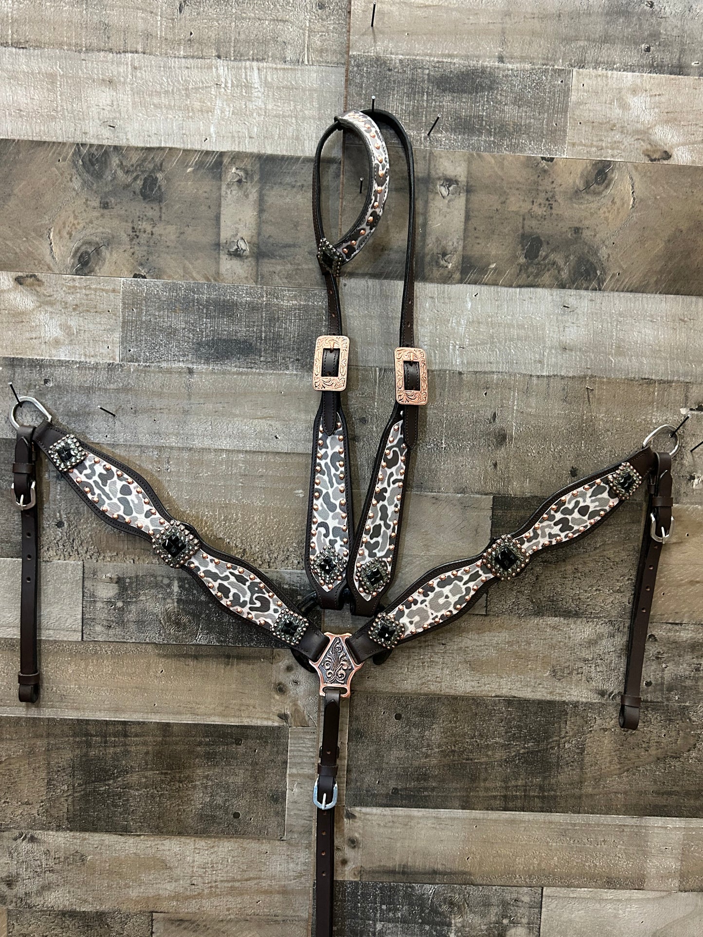 Camo Tack Set