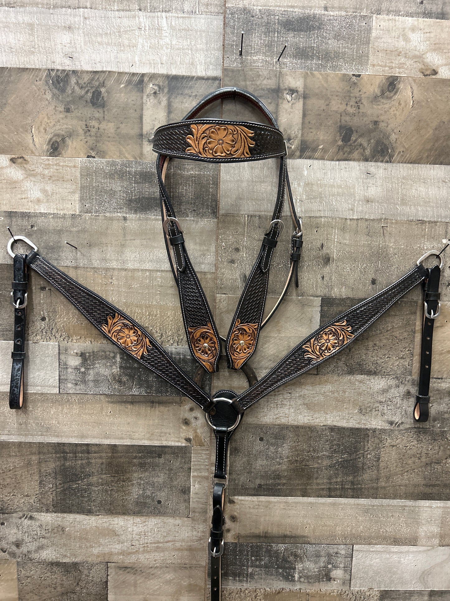 Leather Tack Set