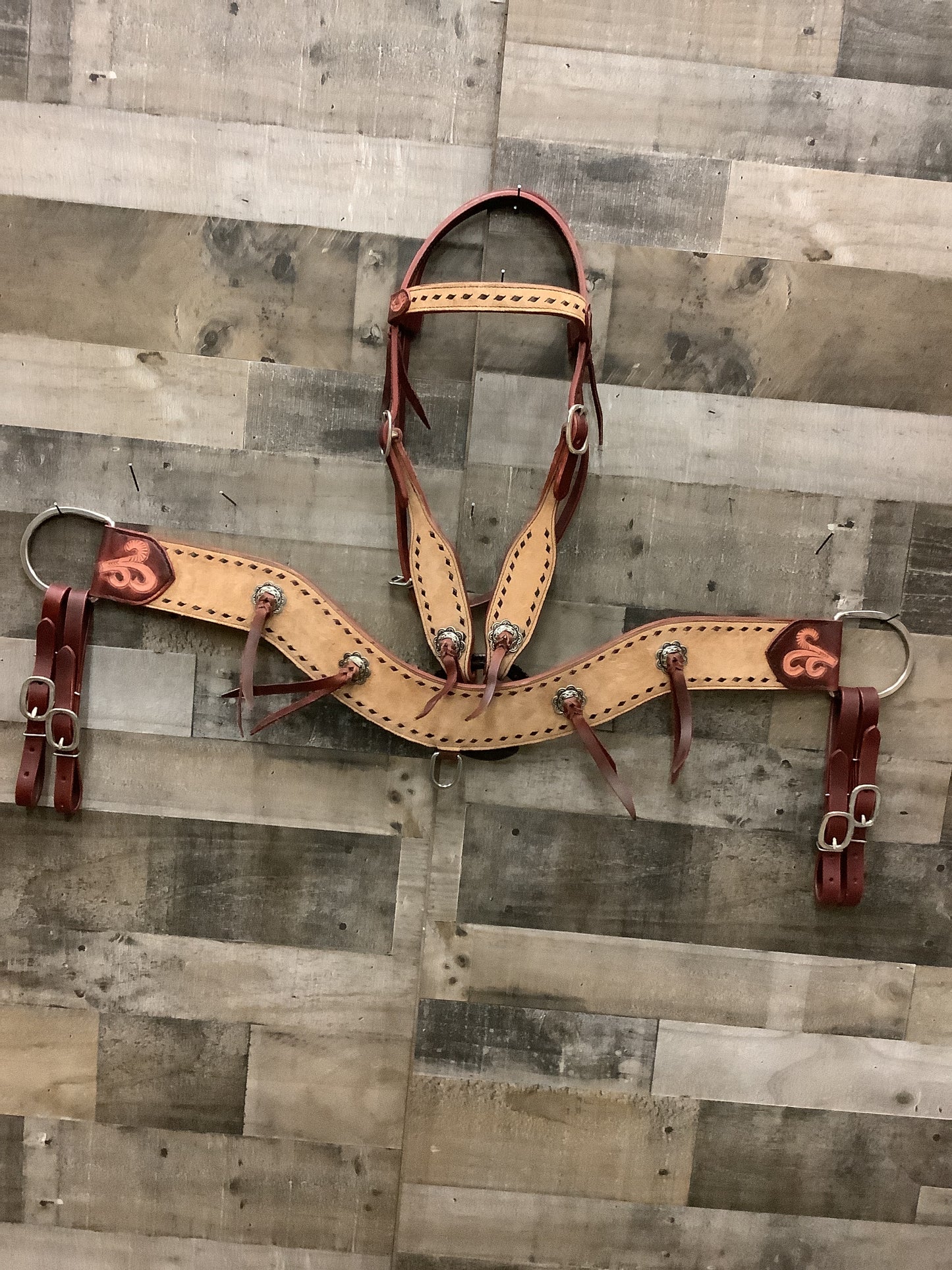 Tack Set ❇️Free Shipping ❇️