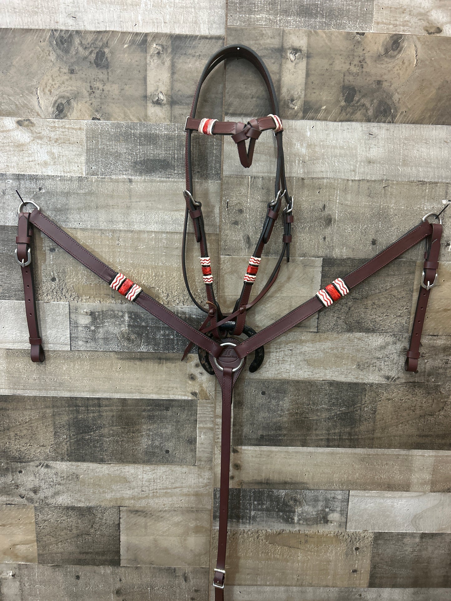 Hot Oiled Tack Set With Rawhide