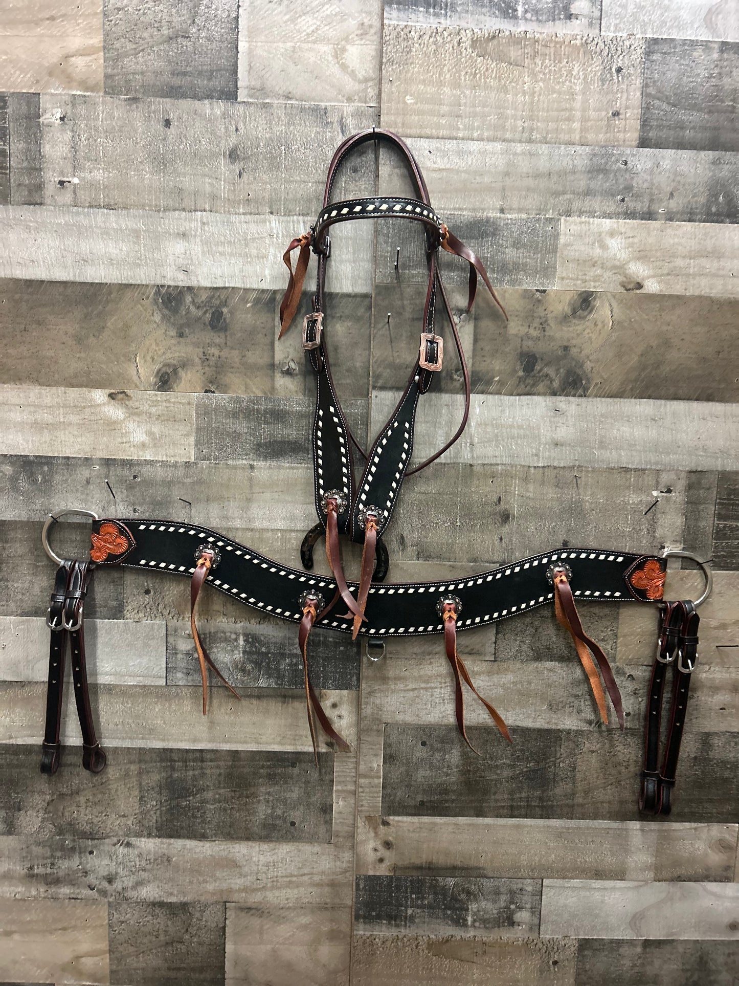 Black Tack Set
