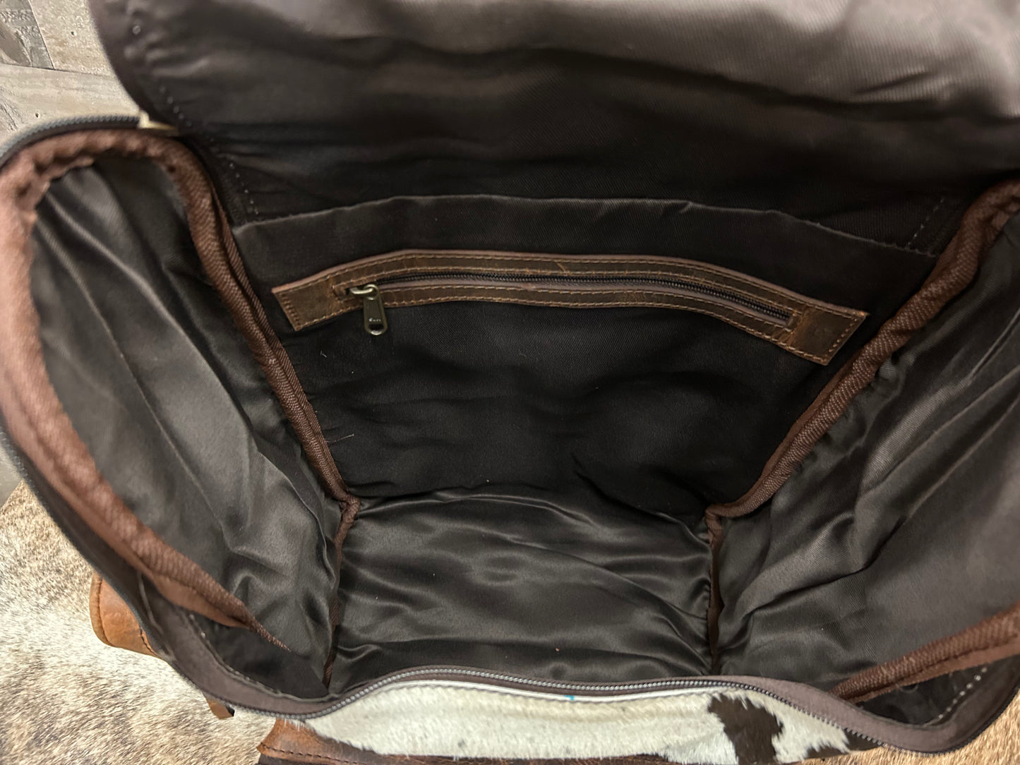 100% Leather With Cowhide Backpack With Lots Of Storage 16x16x6  ✳️Free Shipping ✳️