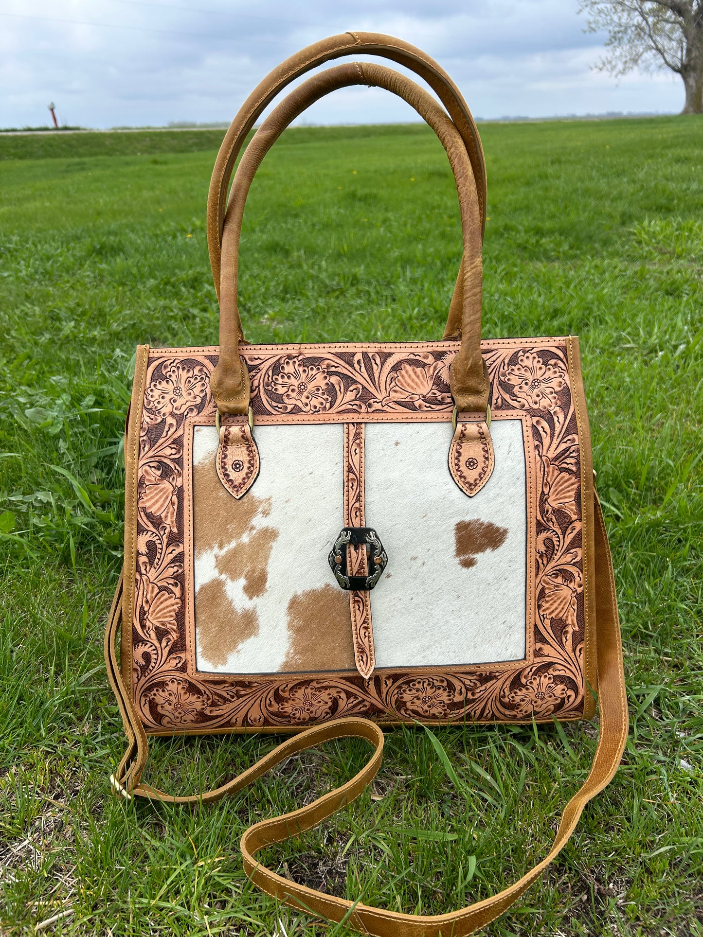 100% Genuine Leather Purse With Real Cowhide 13x14x4                      ✳️Free Shipping ✳️