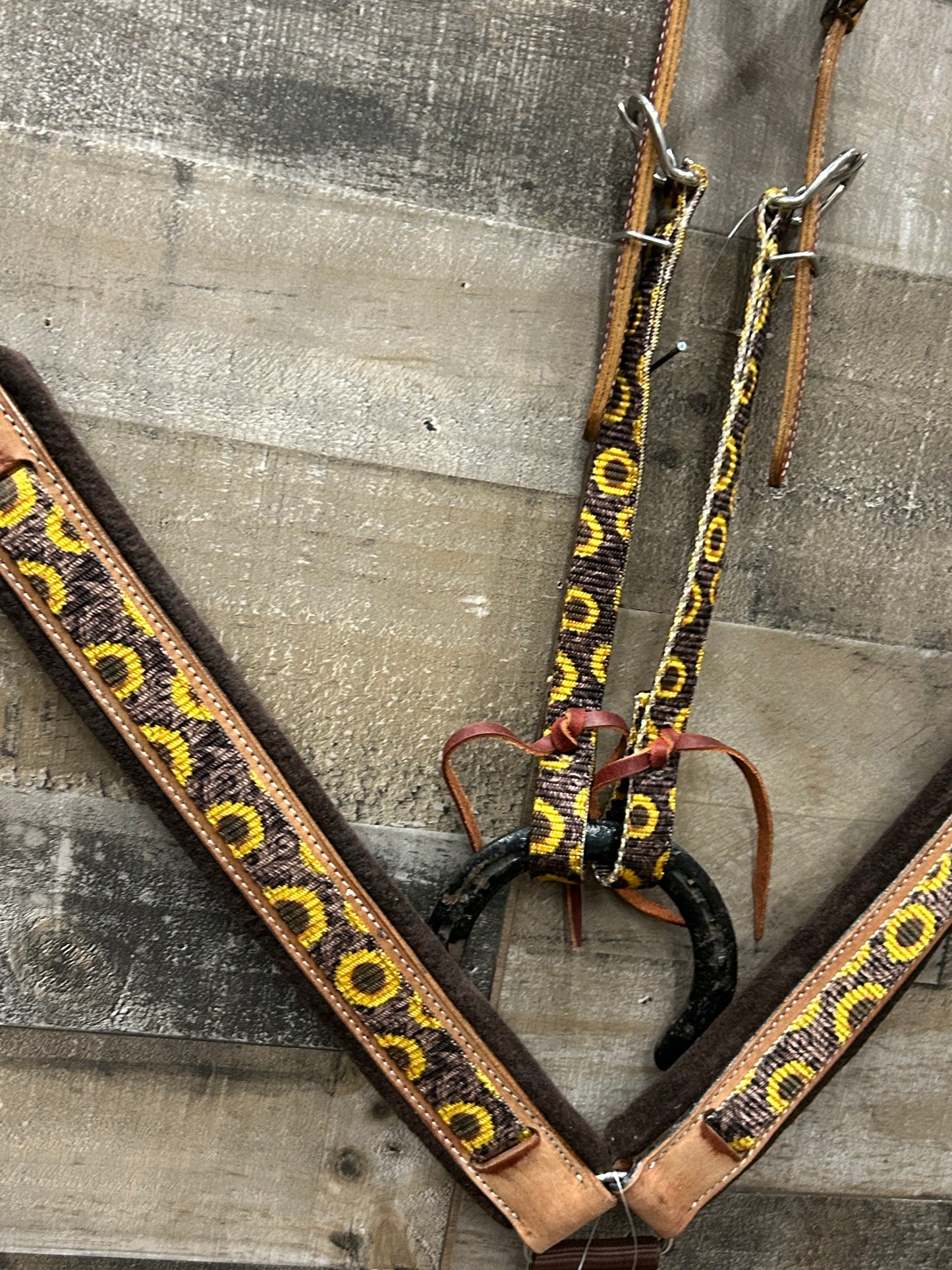 Hybrid Tack Set