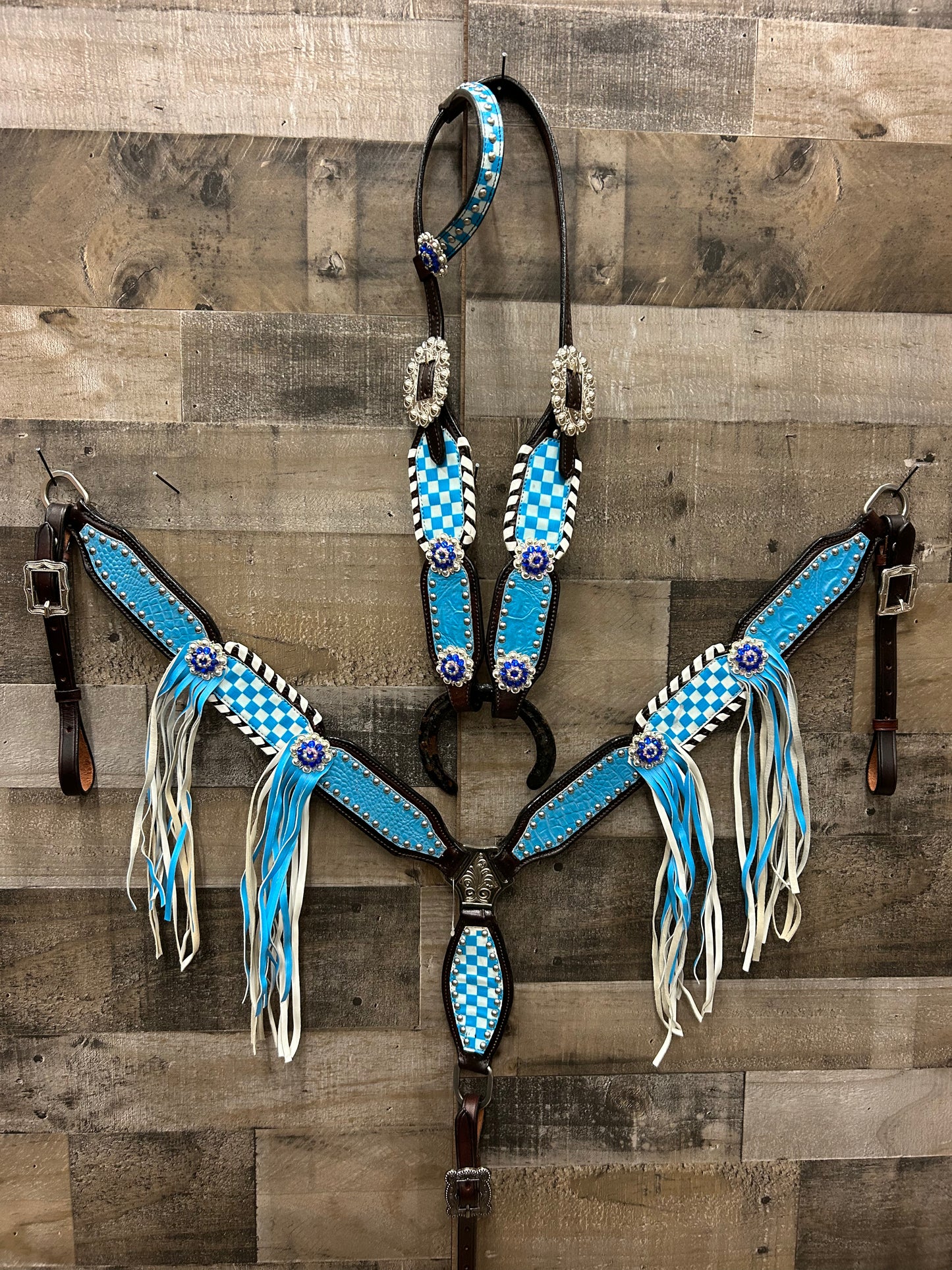 Blue Checker Tack Set
