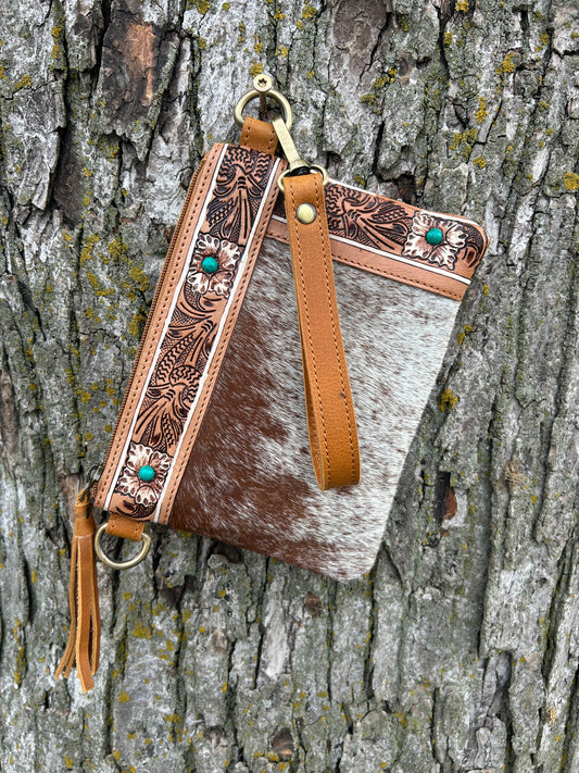 6”x8” Crossbody/ Wristlet Combo Adjustable Shoulder Strap Included ❇️Free Shipping ❇️