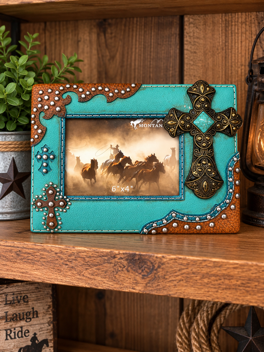 Western Style Picture Frame Holds A 6x4 Picture