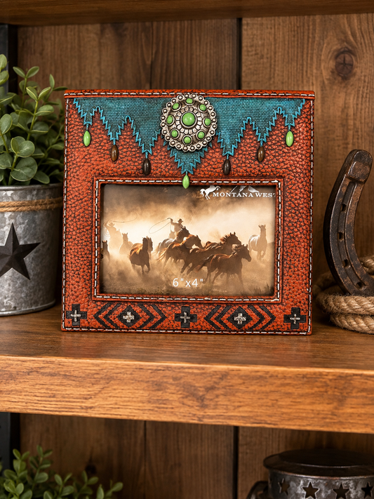 Western Style Picture Frame Holds A 6x4 Picture