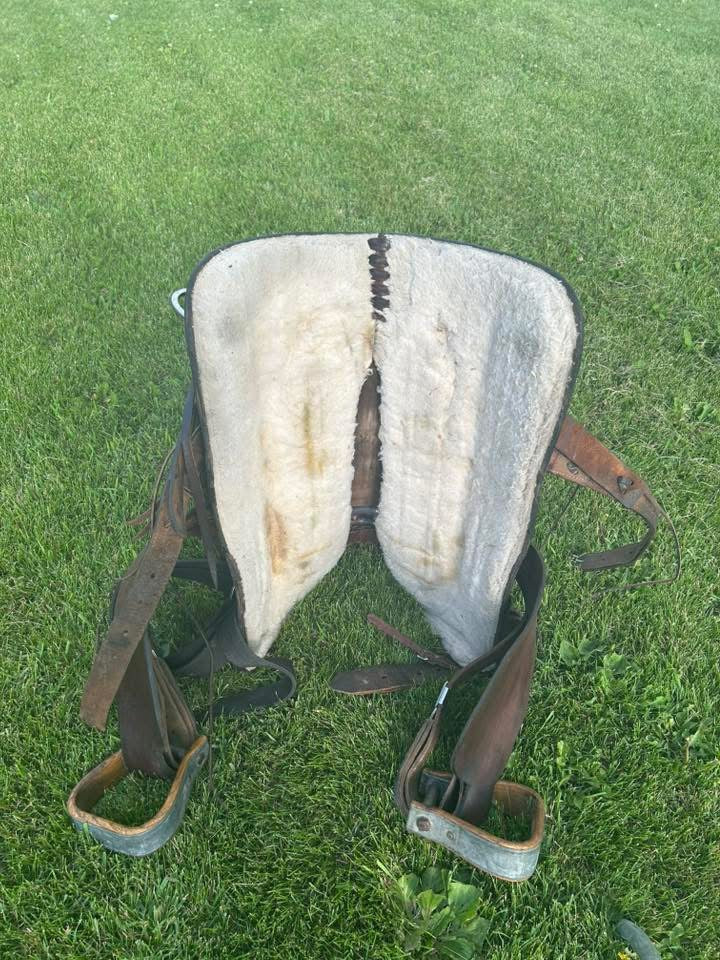 Nice  Used 16” all-around saddle with 7” gullet. No maker stamp