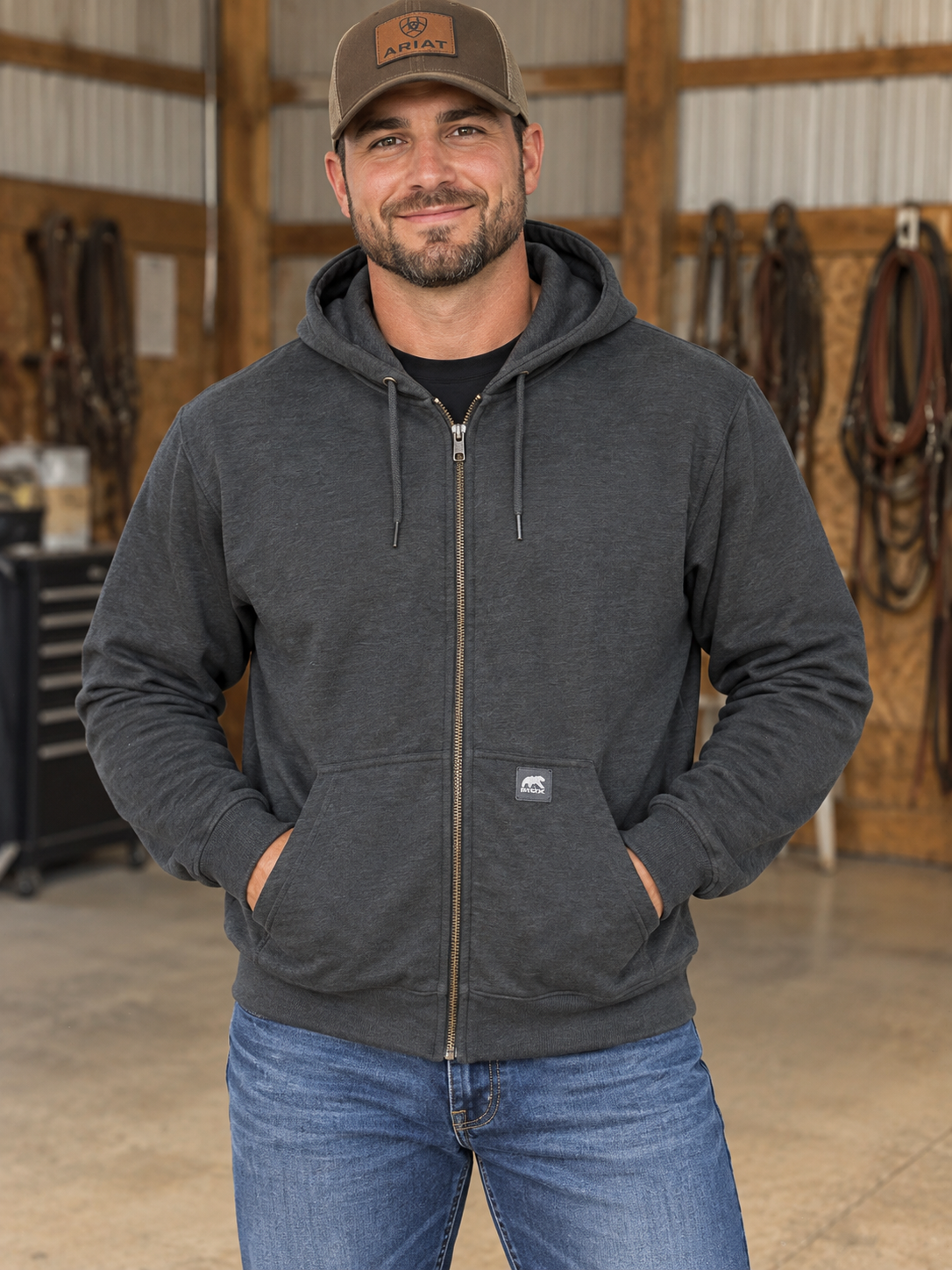 Berne dark gray sweatshirt with hood super warm men’s size Medium