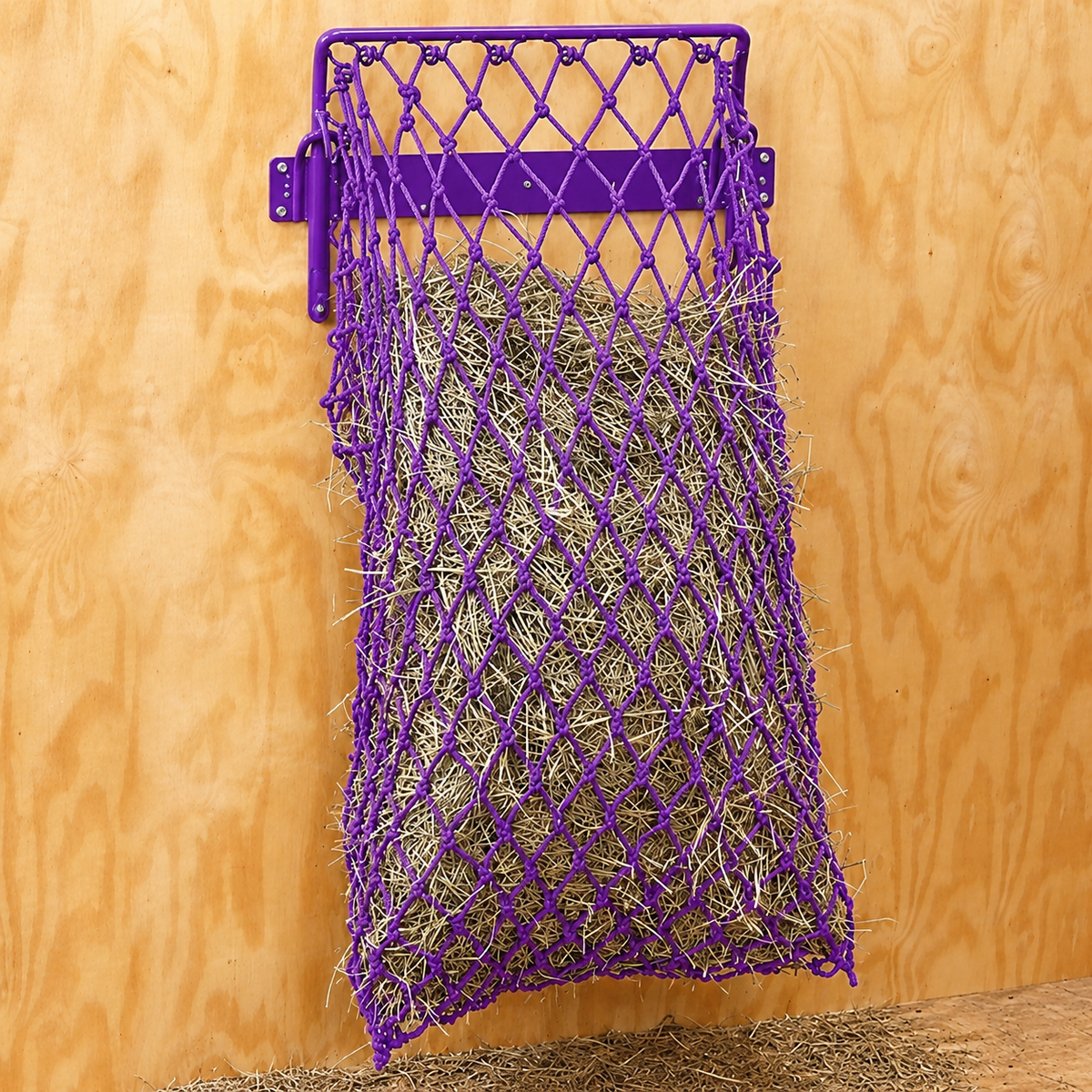 Easy loading slow feed hay hoops with slow feed net
